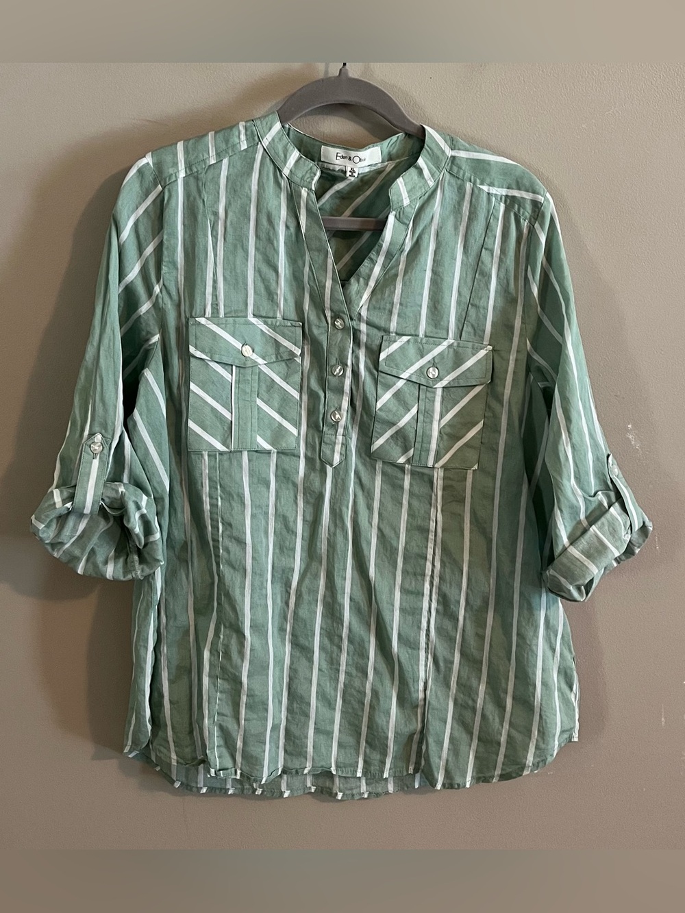 $6💚Bundled Eden & Olivia Shirt